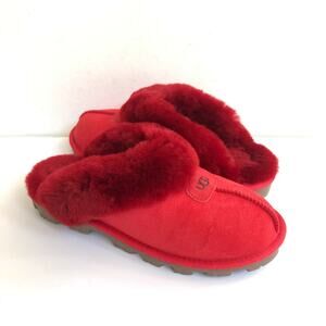 NIB UGG RIBBON RED COQUETTE SLIPPERS SIZE 11